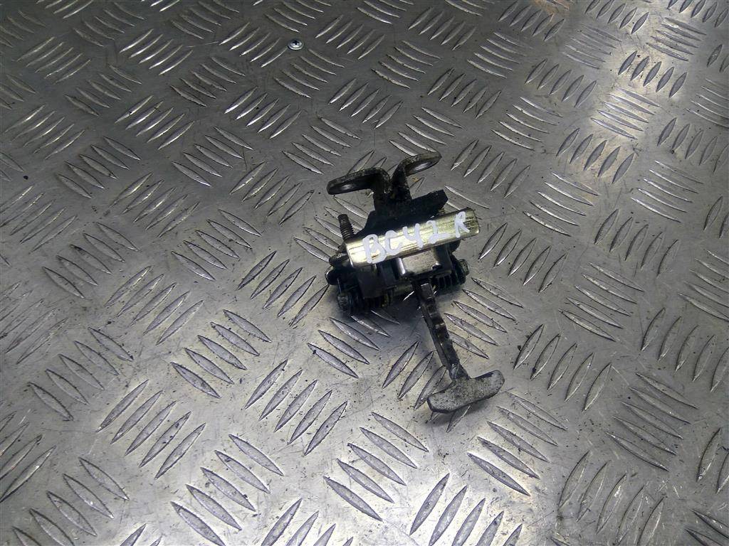 ограничитель двери Citroen Berlingo  9181G5, 520 рублей, Москва