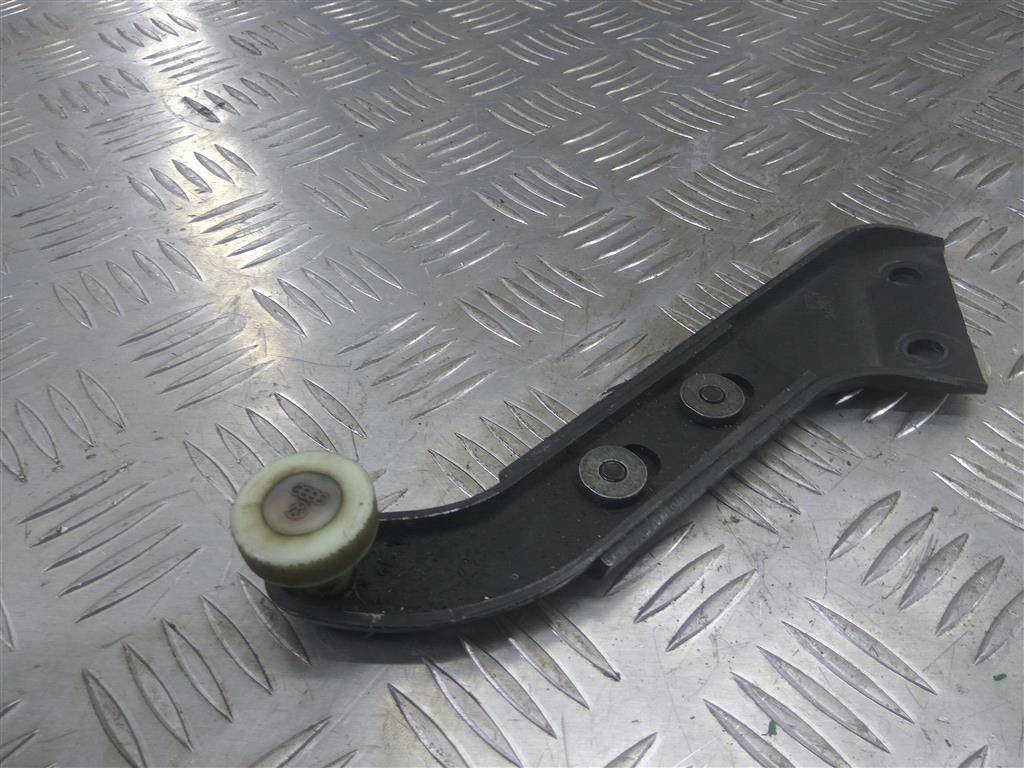 ролик двери сдвижной Volkswagen Transporter  7H0843435B, 980 рублей, Москва