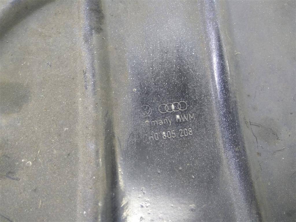 защита двигателя Volkswagen Transporter  7H0805208, 980 рублей, Москва