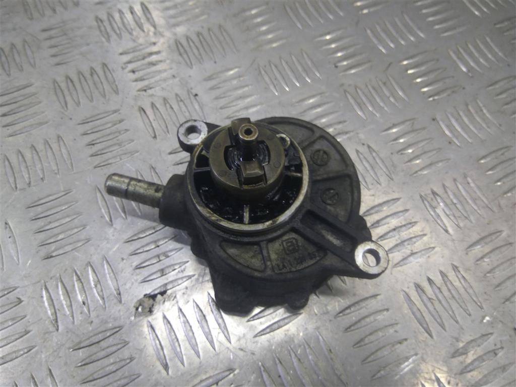 насос вакуумный MERCEDES-BENZ Sprinter  A6462300165, 750 рублей, Москва