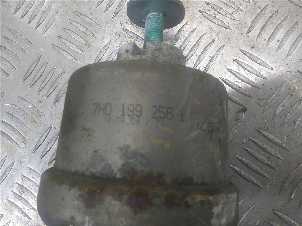 подушка двигателя (опора двс) Volkswagen Transporter  7H0199256E, 1900 рублей, Москва