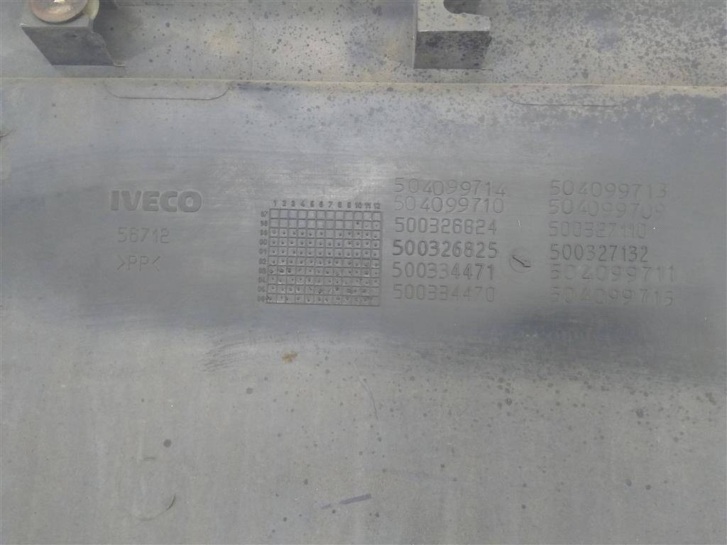 молдинг кузова Iveco Daily  504099711, 1900 рублей, Москва