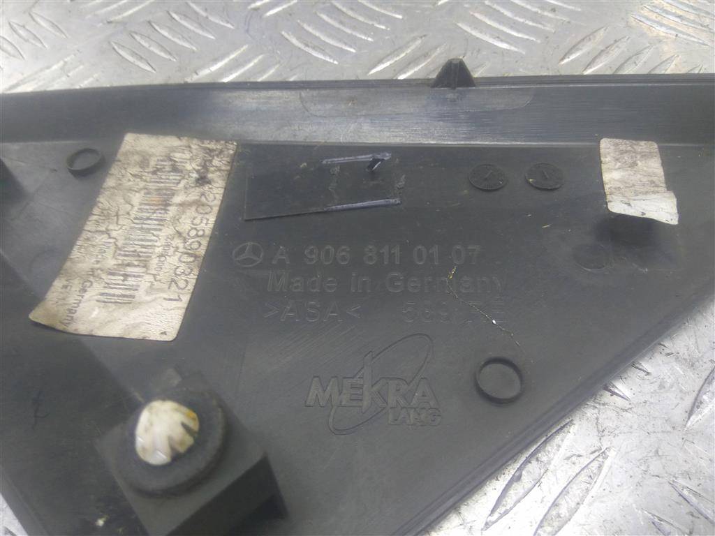 накладка крыла переднего Volkswagen Crafter  A9068110107, 1090 рублей, Москва