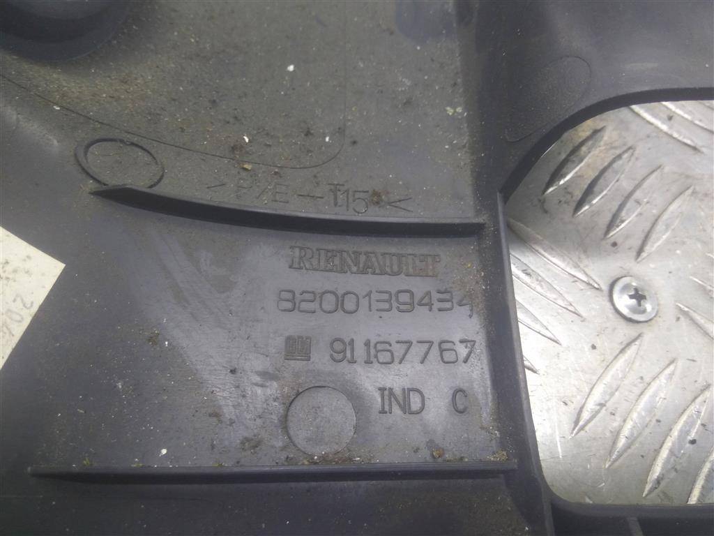 кожух рулевой колонки Opel Vivaro  4408806, 1320 рублей, Москва