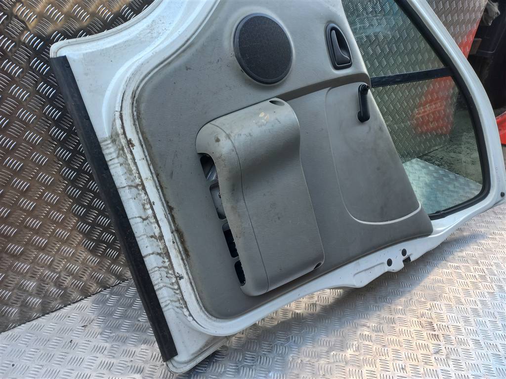 дверь Opel Vivaro  4408262, 4079 рублей, Москва