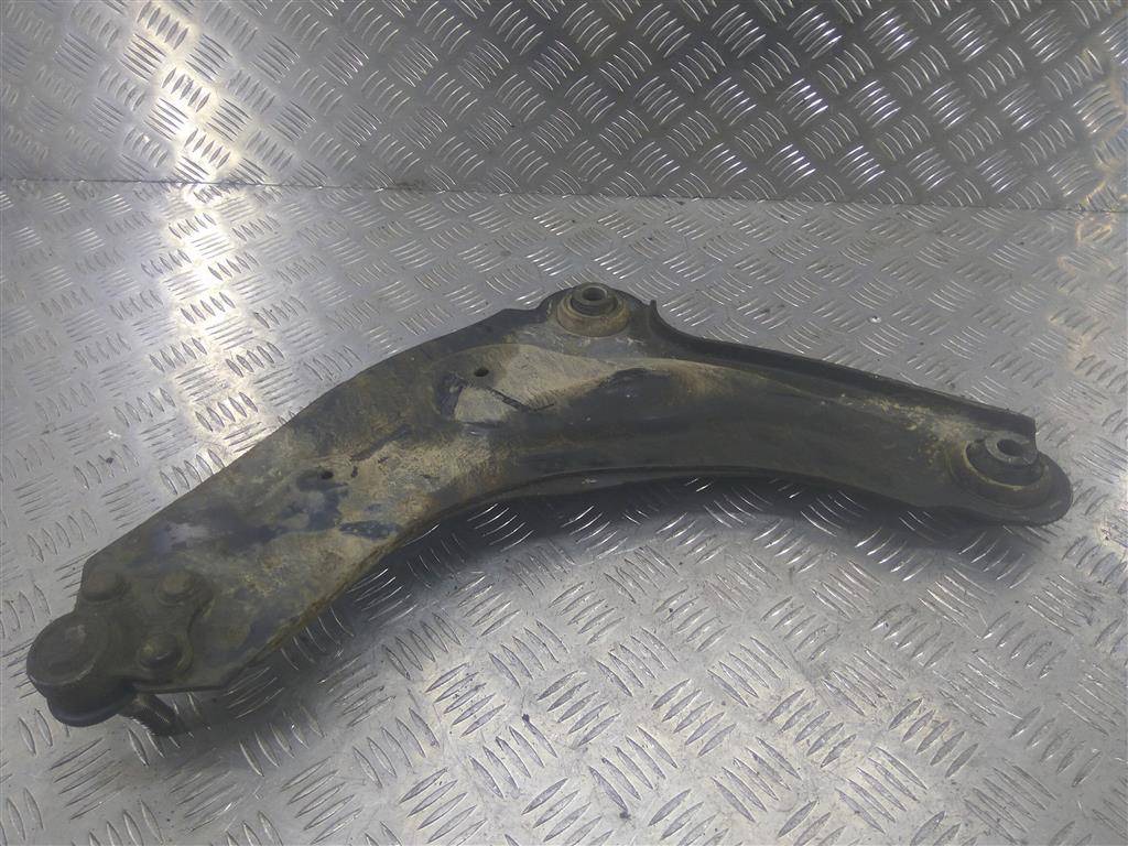 рычаг Opel Vivaro  4408959, 2360 рублей, Москва