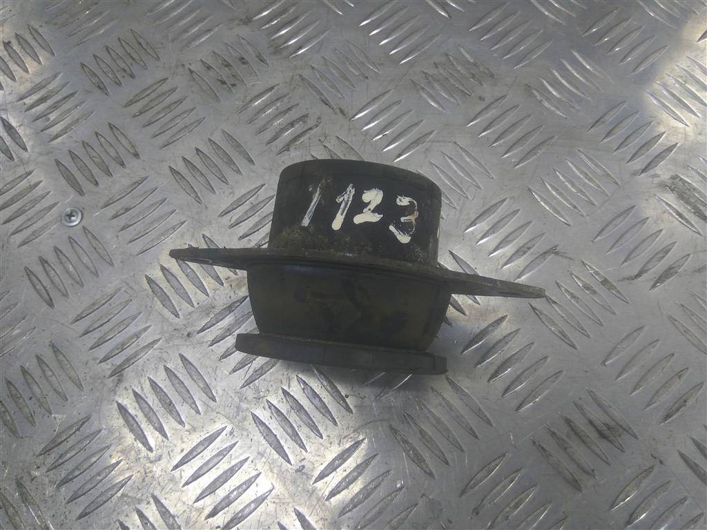 подушка двигателя (опора двс) Opel Vivaro  4408759, 1320 рублей, Москва