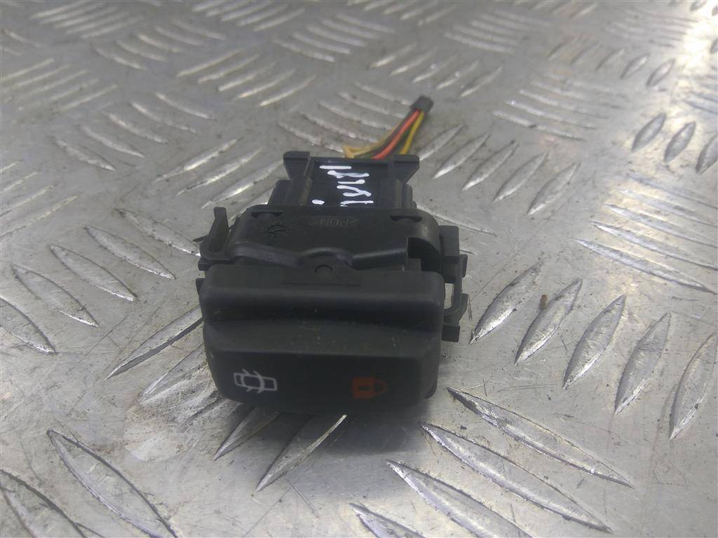 кнопка центрального замка Opel Vivaro  93863866, 1090 рублей, Москва