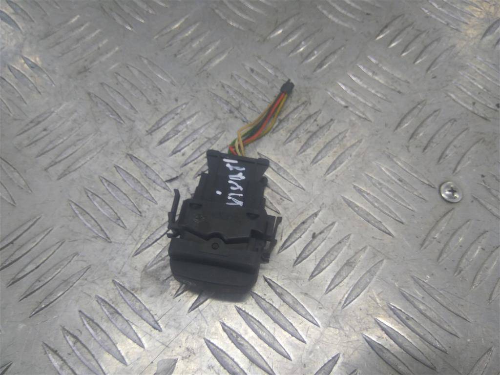 кнопка центрального замка Opel Vivaro  93863866, 1090 рублей, Москва