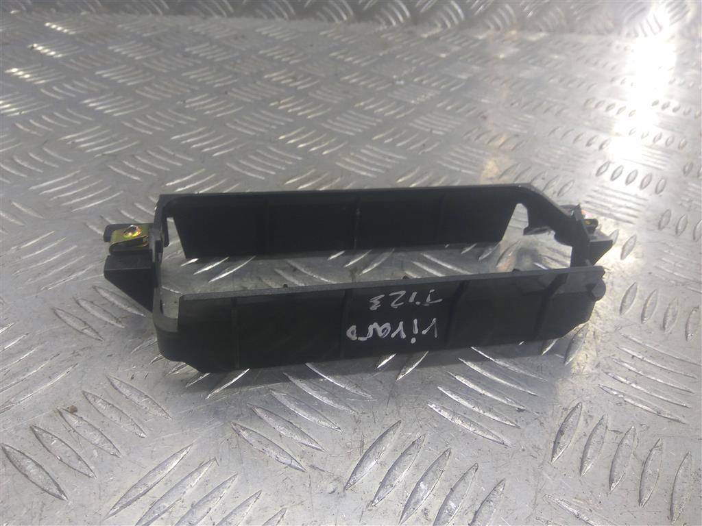 кронштейн дисплея Opel Vivaro  91166638, 1440 рублей, Москва