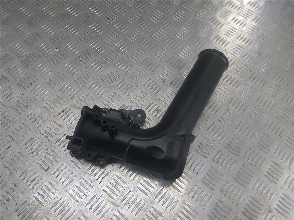 патрубок воздушный (пластик) MERCEDES-BENZ Sprinter  A6460902737, 1320 рублей, Москва