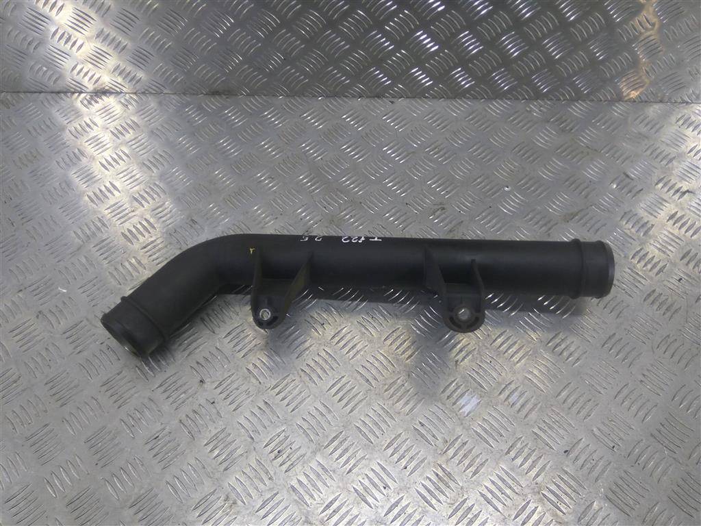 фланец системы охлаждения Volkswagen Crafter  2E0145762, 1320 рублей, Москва