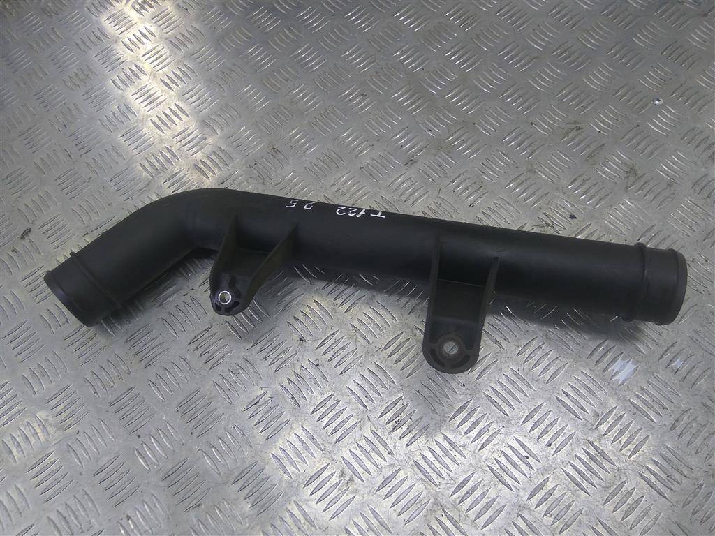 фланец системы охлаждения Volkswagen Crafter  2E0145762, 1320 рублей, Москва