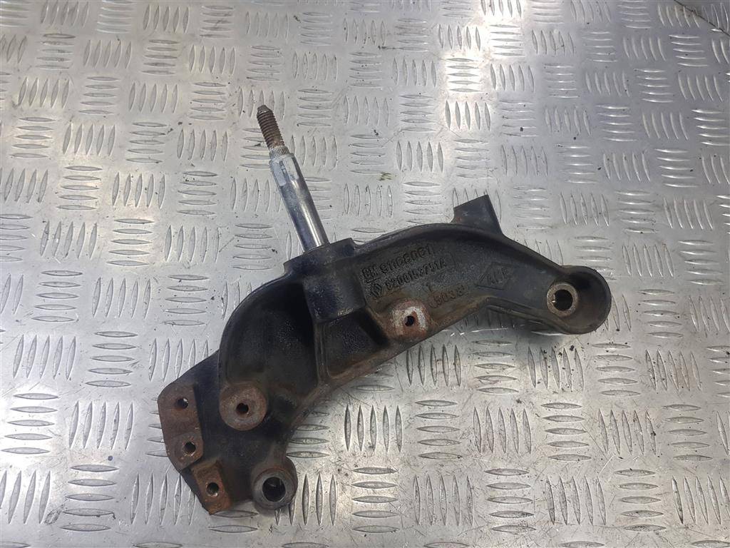 кронштейн кпп Opel Vivaro  91168061, 1210 рублей, Москва