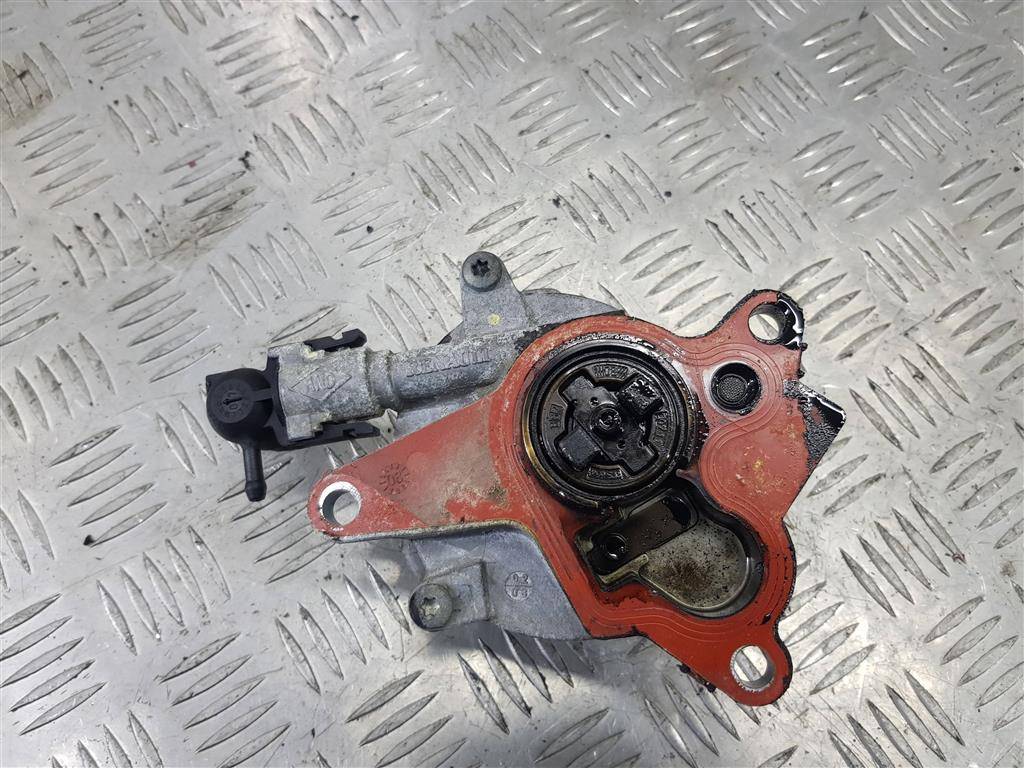 насос вакуумный Renault Trafic  8200781547, 1320 рублей, Москва