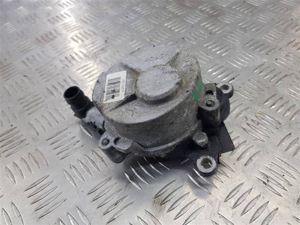 насос вакуумный Renault Trafic  8200781547, 1320 рублей, Москва