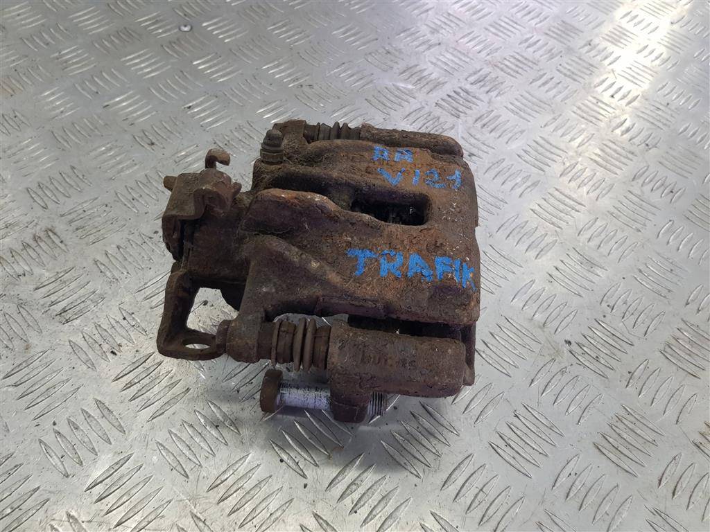 суппорт Renault Trafic  7701056165, 2470 рублей, Москва