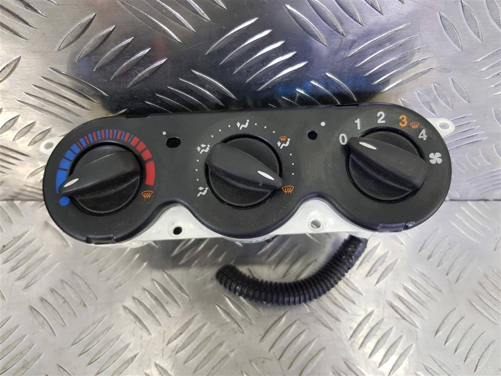 блок управления печкой FORD Tourneo Connect  5225337, 2930 рублей, Москва