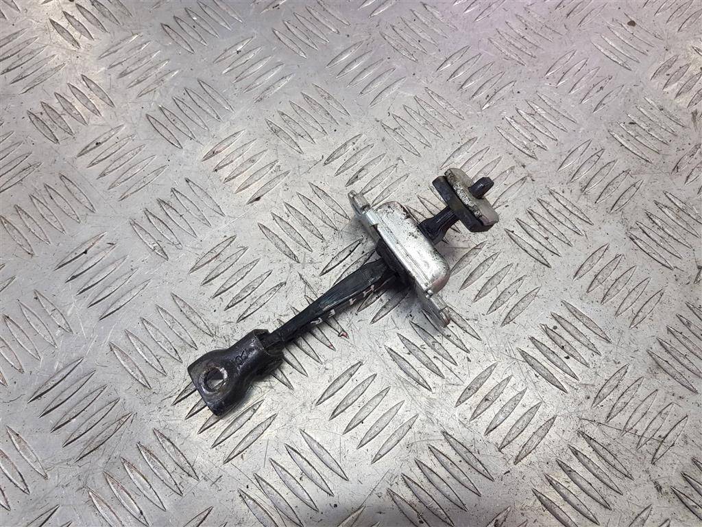 ограничитель двери Hyundai Grand Starex  793904H000, 750 рублей, Москва