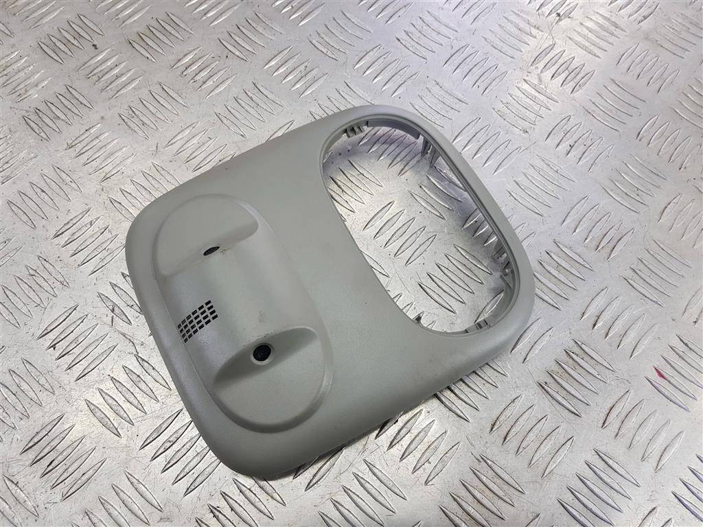 плафон потолочный Renault Trafic  8200094459, 1320 рублей, Москва