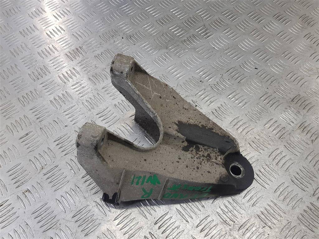 кронштейн двигателя (двс) FORD Transit  1713352, 980 рублей, Москва