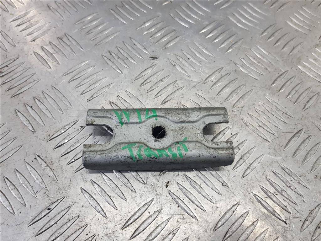 кронштейн форсунки топливной (зажим) FORD Transit  1842766, 520 рублей, Москва