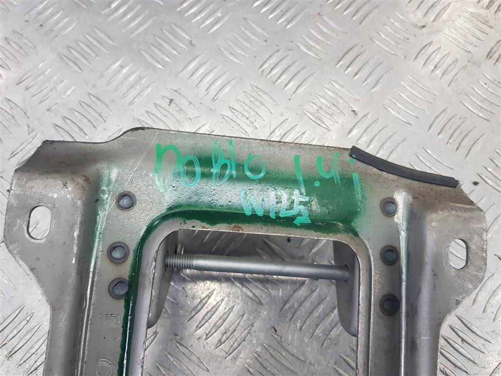 кронштейн кулисы кпп Fiat Doblo  51822736, 860 рублей, Москва