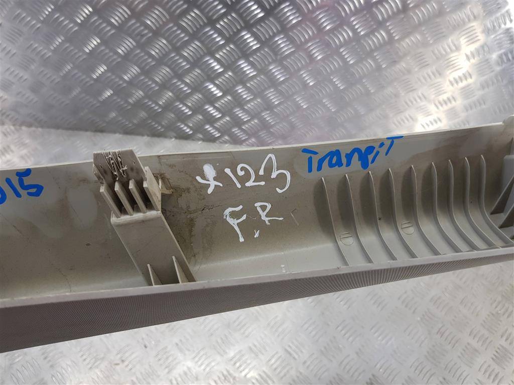 накладка лобового стекла FORD Transit  1853757, 1320 рублей, Москва