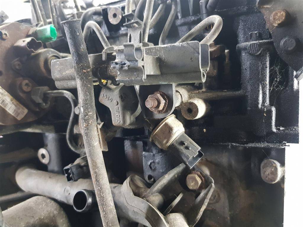 рампа топливная Renault Kangoo  8200584032, 1320 рублей, Москва