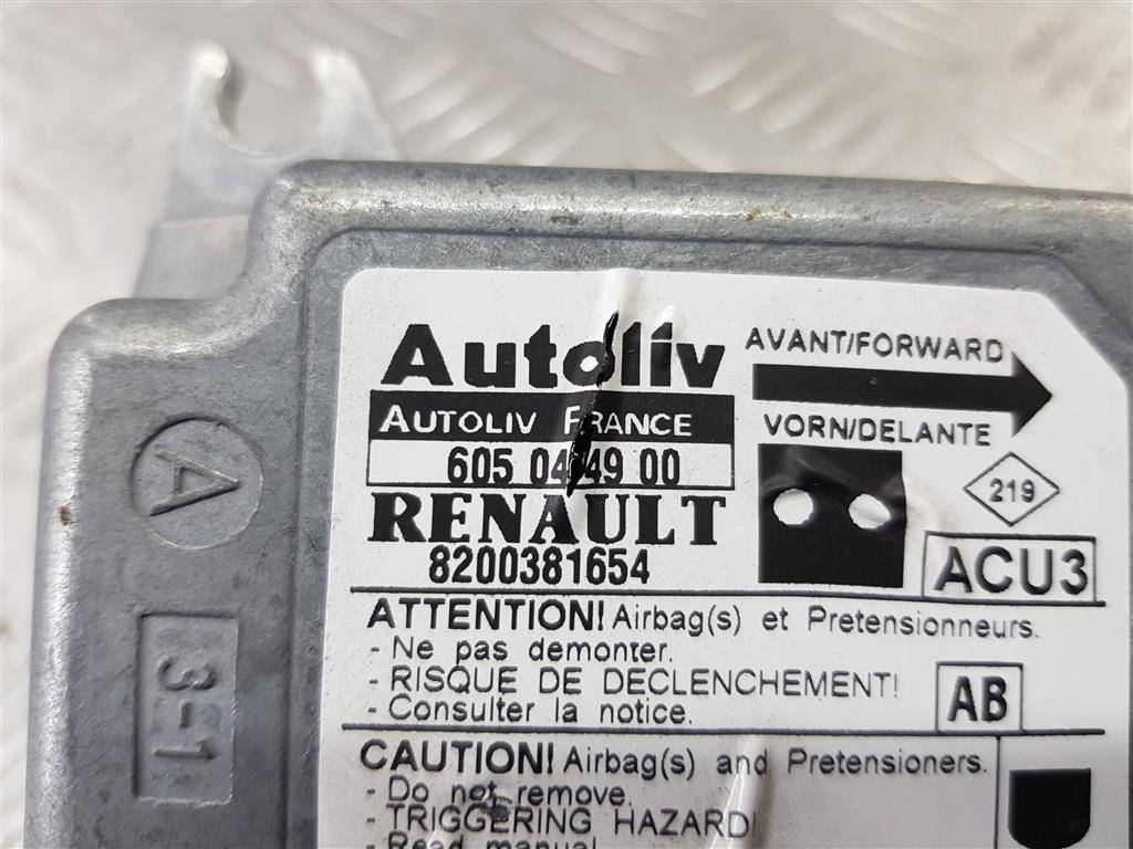 блок управления srs (air bag) Renault Kangoo  8201001330, 980 рублей, Москва