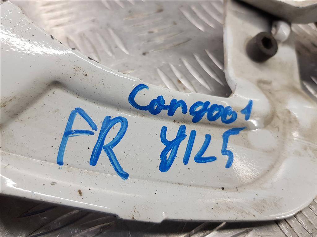 петля капота Renault Kangoo  8200153071, 980 рублей, Москва