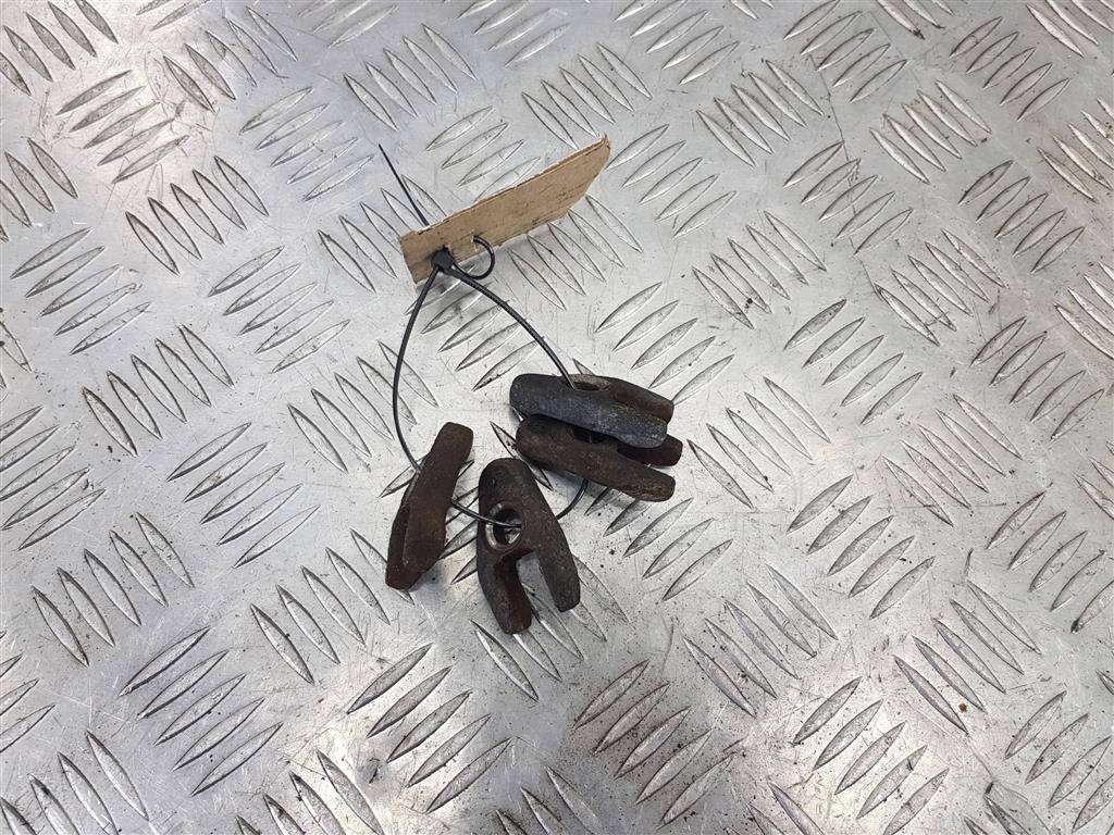 кронштейн форсунки топливной (зажим) Opel Vivaro  93198098, 860 рублей, Москва