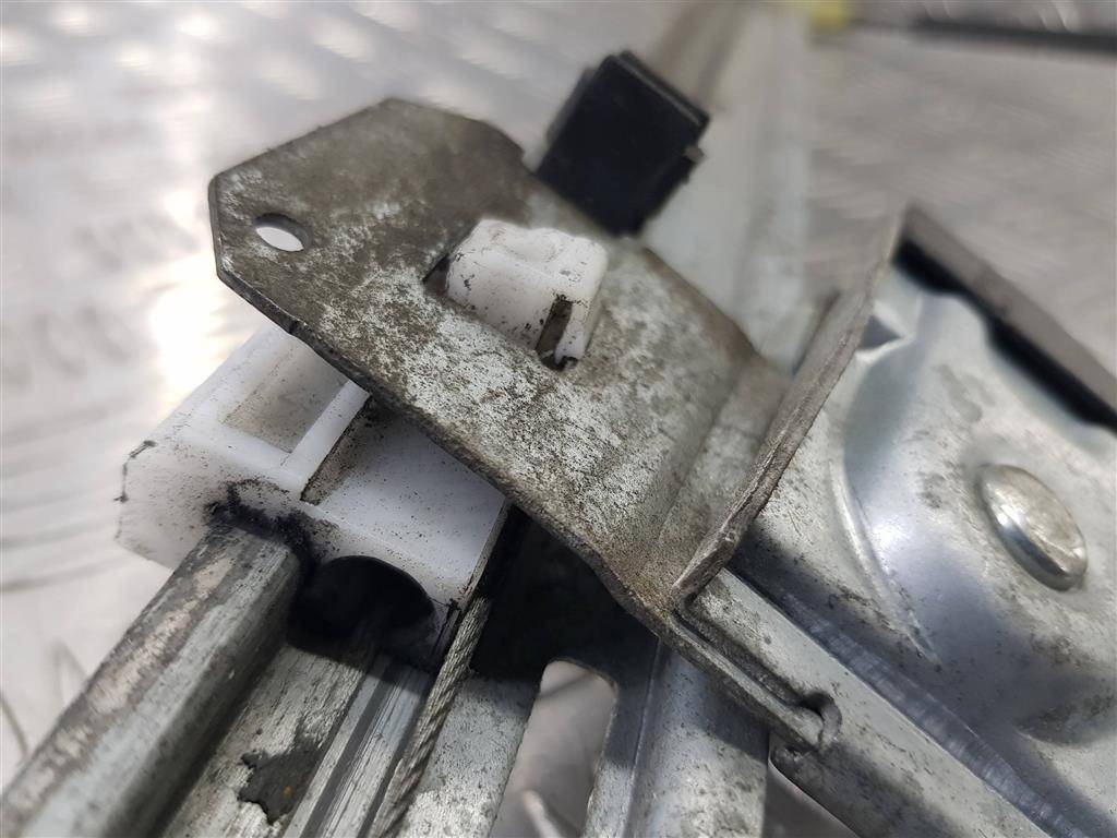 стеклоподъемник MERCEDES-BENZ Vito  A6397200146, 6730 рублей, Москва