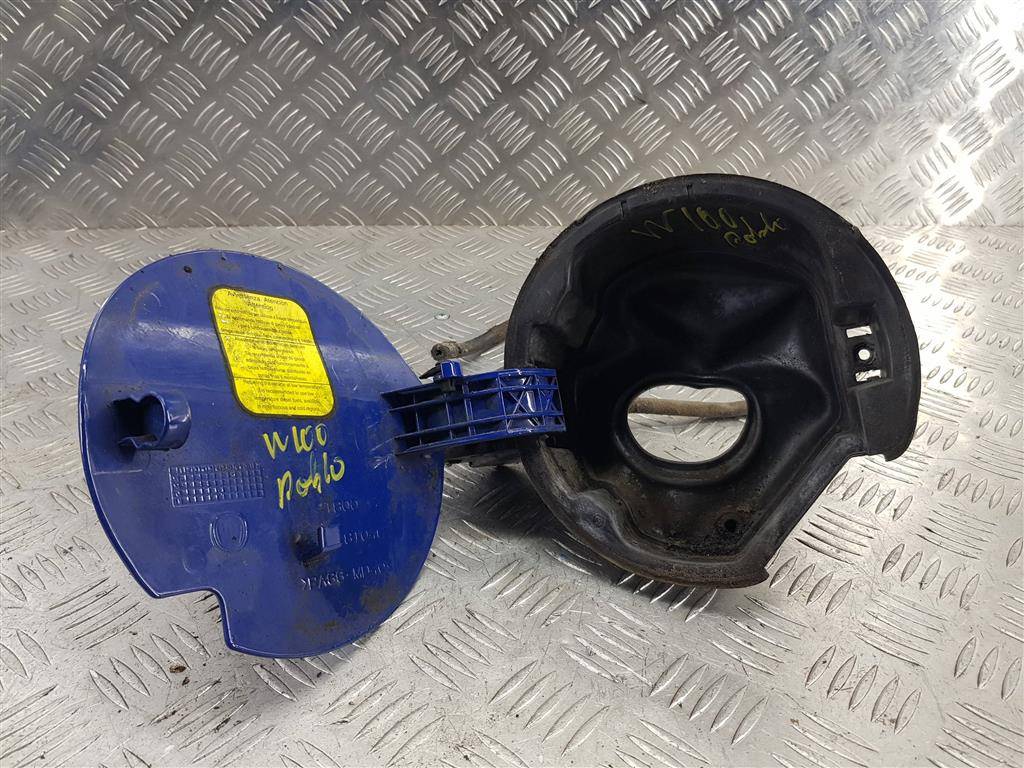 лючок бензобака Fiat Doblo  51810467, 1320 рублей, Москва