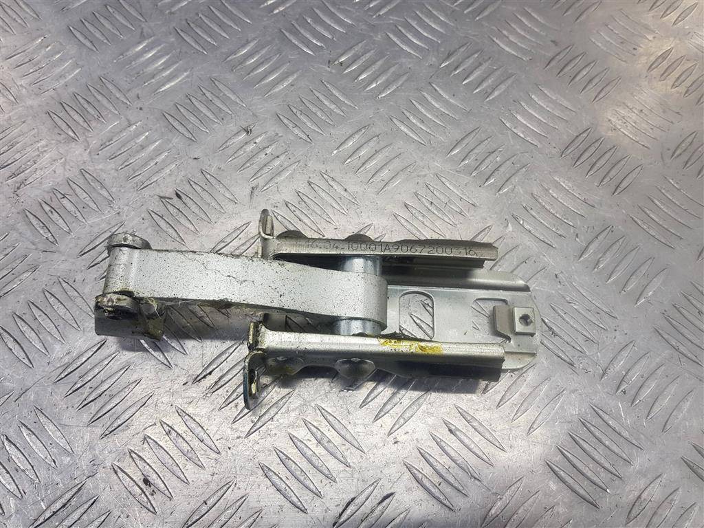 ограничитель двери Volkswagen Crafter  9067200316, 1550 рублей, Москва