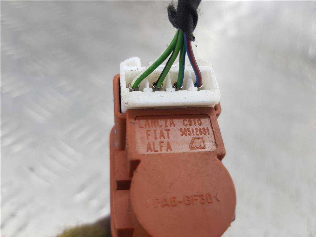 датчик включения стоп-сигнала Fiat Doblo  50512681, 980 рублей, Москва