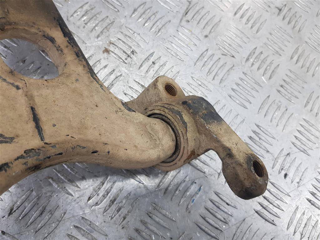 рычаг Peugeot Expert  3520R8, 2470 рублей, Москва