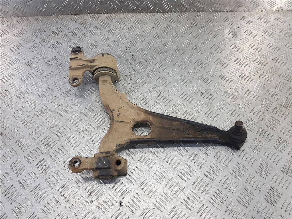 рычаг Peugeot Expert  3520R8, 2470 рублей, Москва