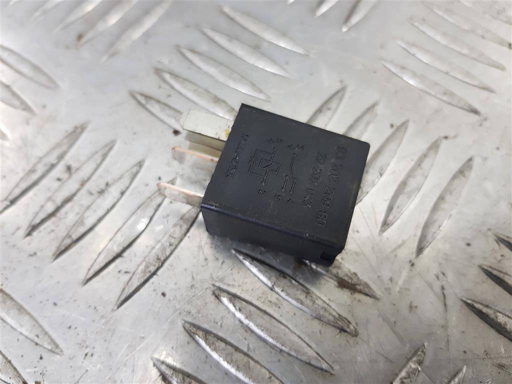 реле Peugeot Expert  9620220980, 980 рублей, Москва