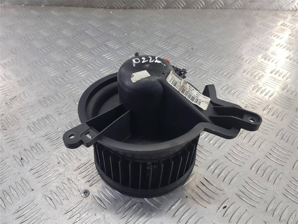 моторчик отопителя Citroen Berlingo  6441N4, 3279 рублей, Москва