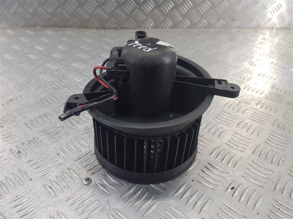 моторчик отопителя Citroen Berlingo  6441N4, 3279 рублей, Москва