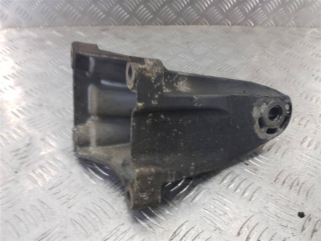 кронштейн двигателя (двс) FORD Transit  1713354, 1550 рублей, Москва