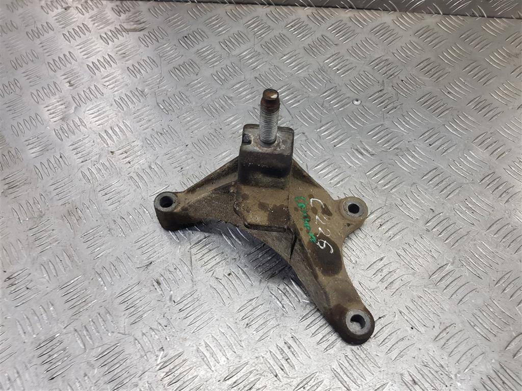 кронштейн кпп FORD Tourneo Connect  5127454, 750 рублей, Москва