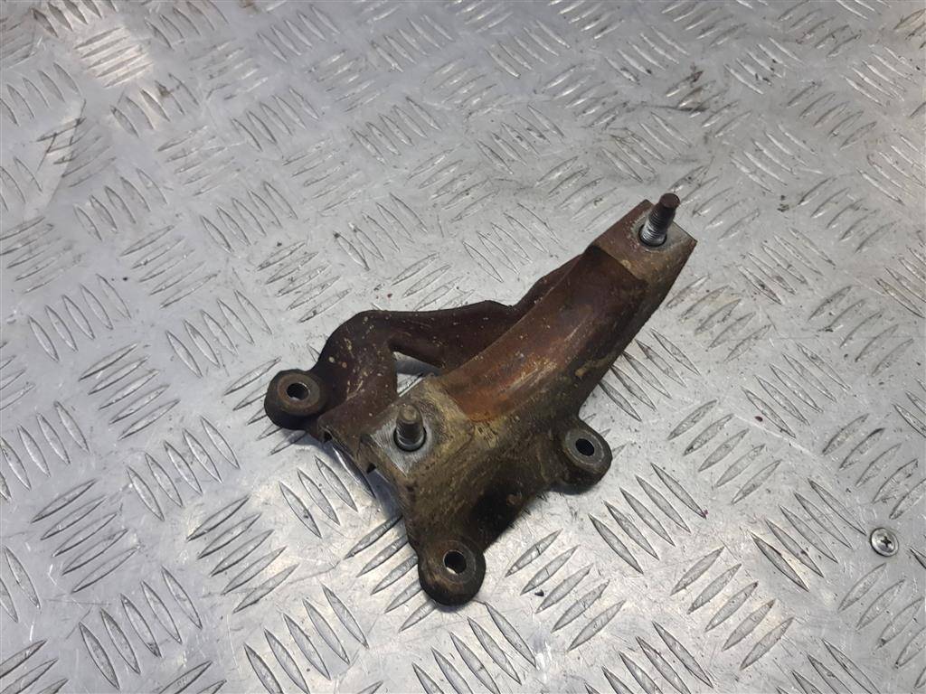 опора привода FORD Tourneo Connect  1465782, 980 рублей, Москва