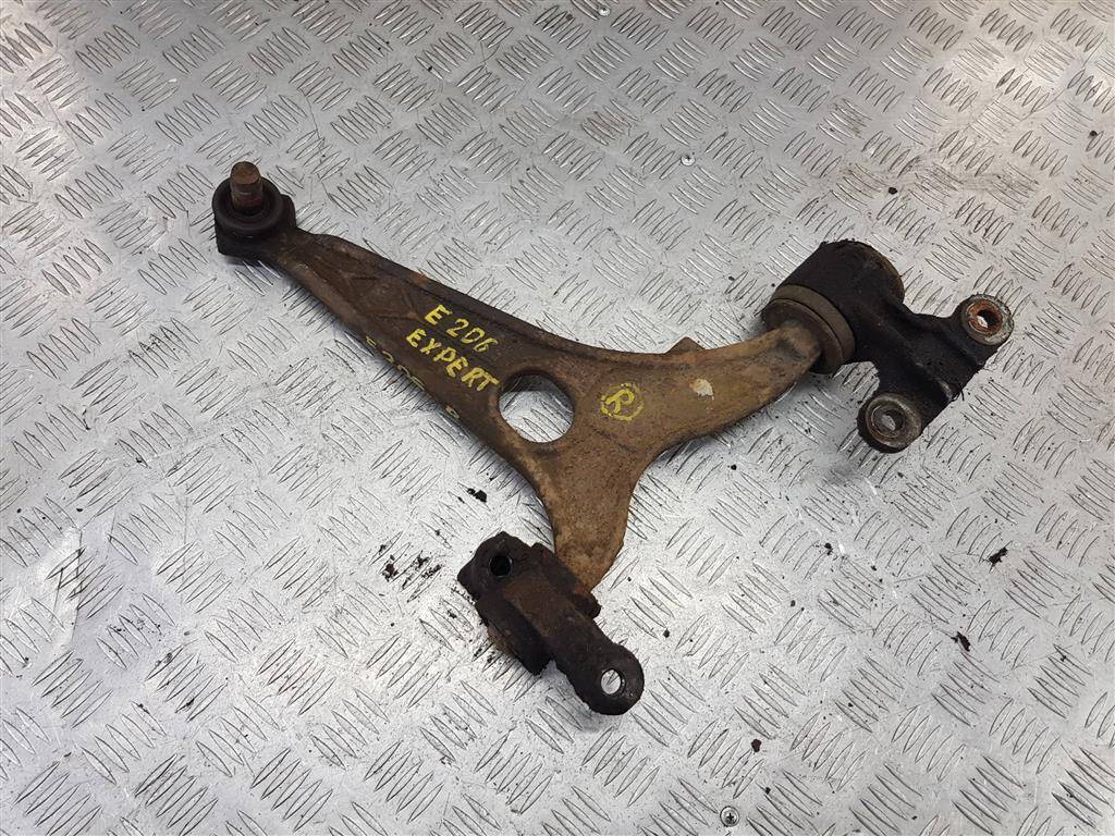рычаг Peugeot Expert  3521N9, 3390 рублей, Москва
