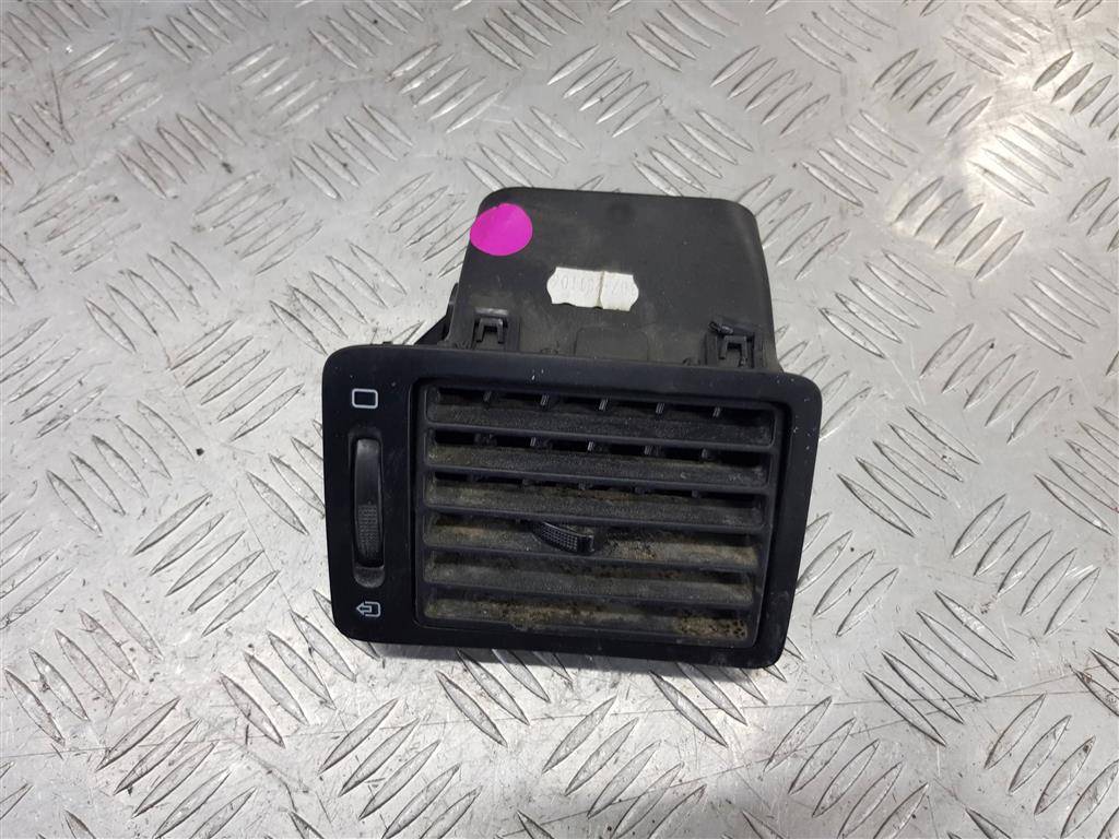 решетка воздуховода Peugeot Expert  8265Y4, 750 рублей, Москва