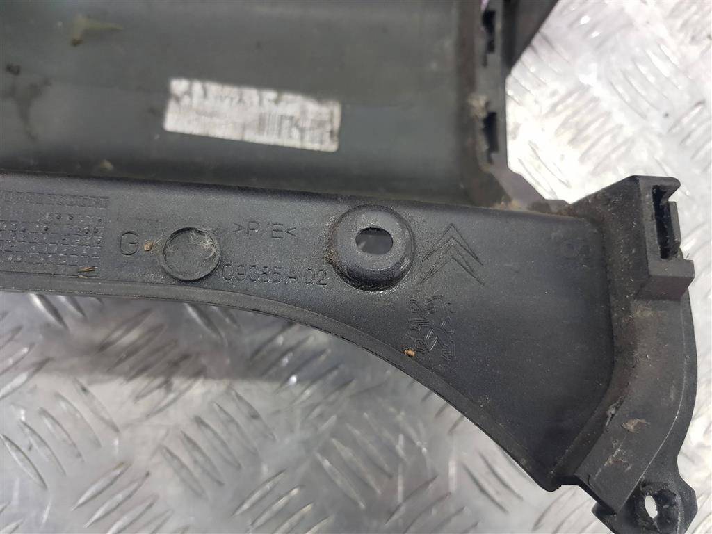 клык заднего бампера Citroen Berlingo  7410GA, 4200 рублей, Москва