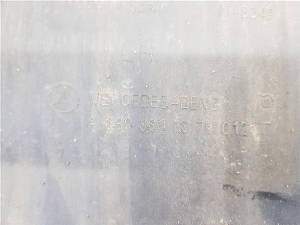 клык заднего бампера MERCEDES-BENZ Vito  A6398801271, 1550 рублей, Москва