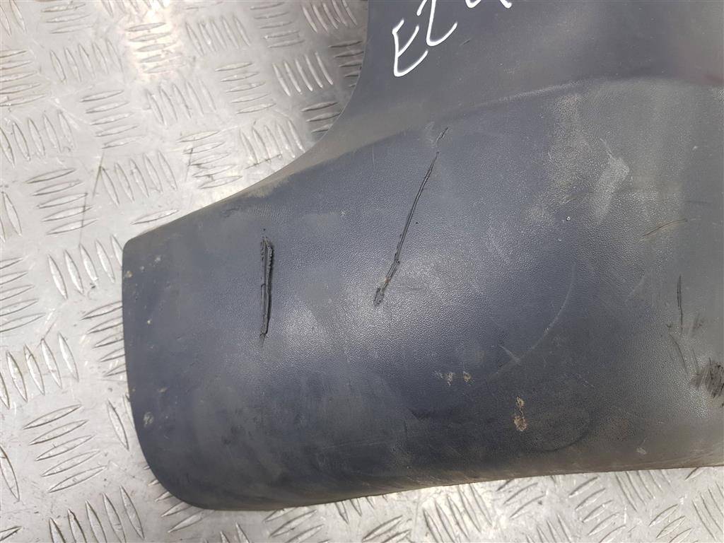 клык заднего бампера MERCEDES-BENZ Vito  A6398801371, 1550 рублей, Москва