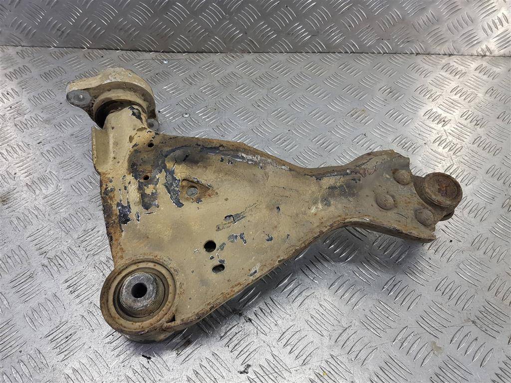 рычаг MERCEDES-BENZ Vito  A6393301401, 5230 рублей, Москва